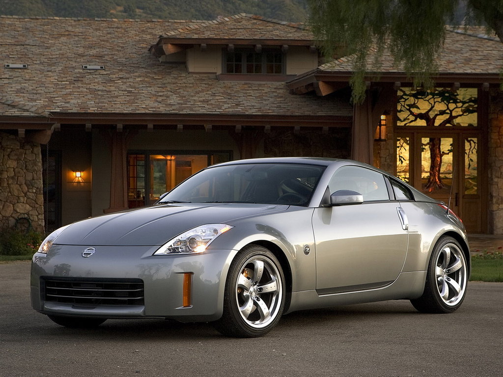 nissan_350z_856228.jpg