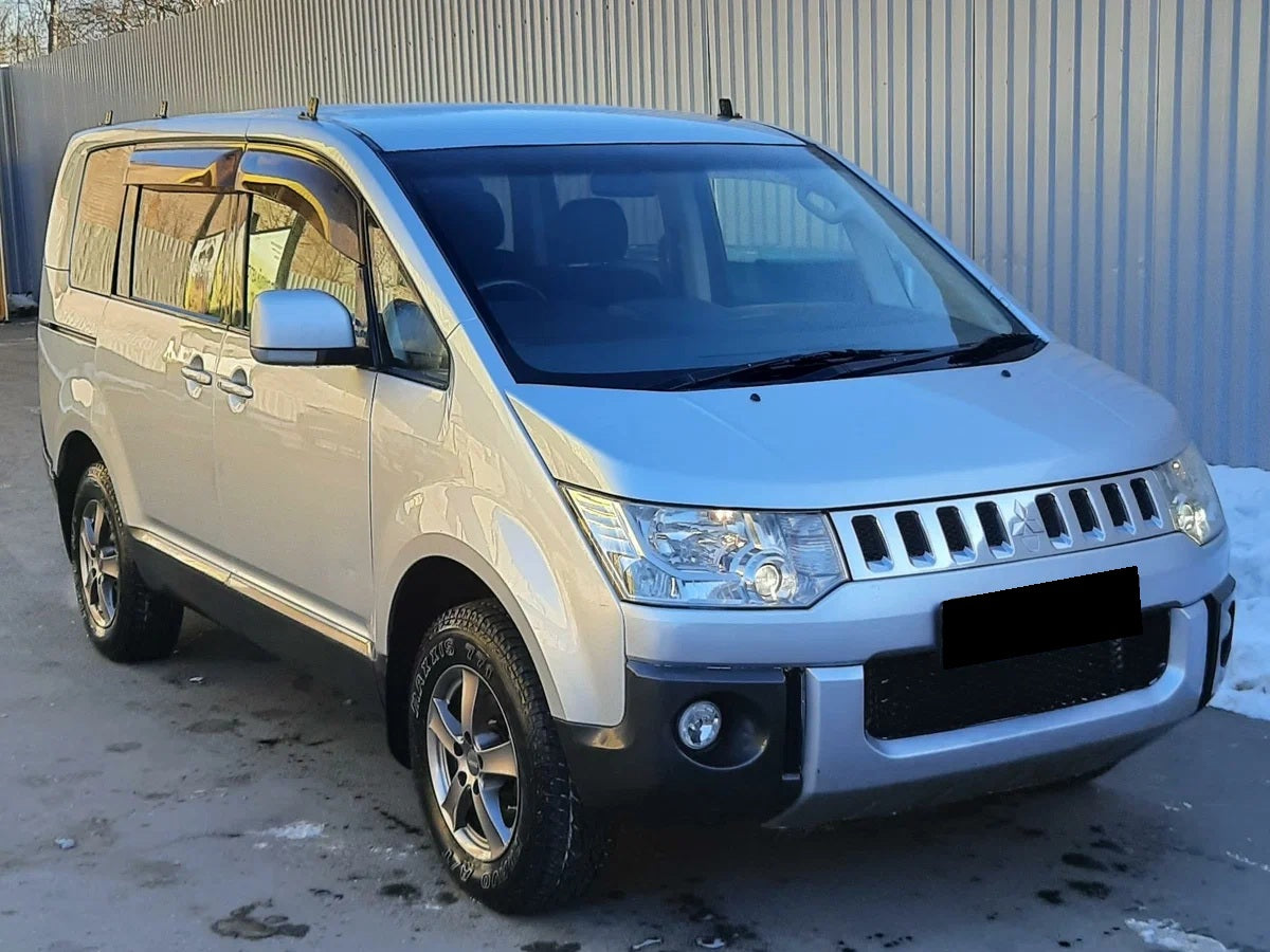 Mitsubishi Delica 2.4i 1860B40400_560903_SM5609 E2 EGR OFF